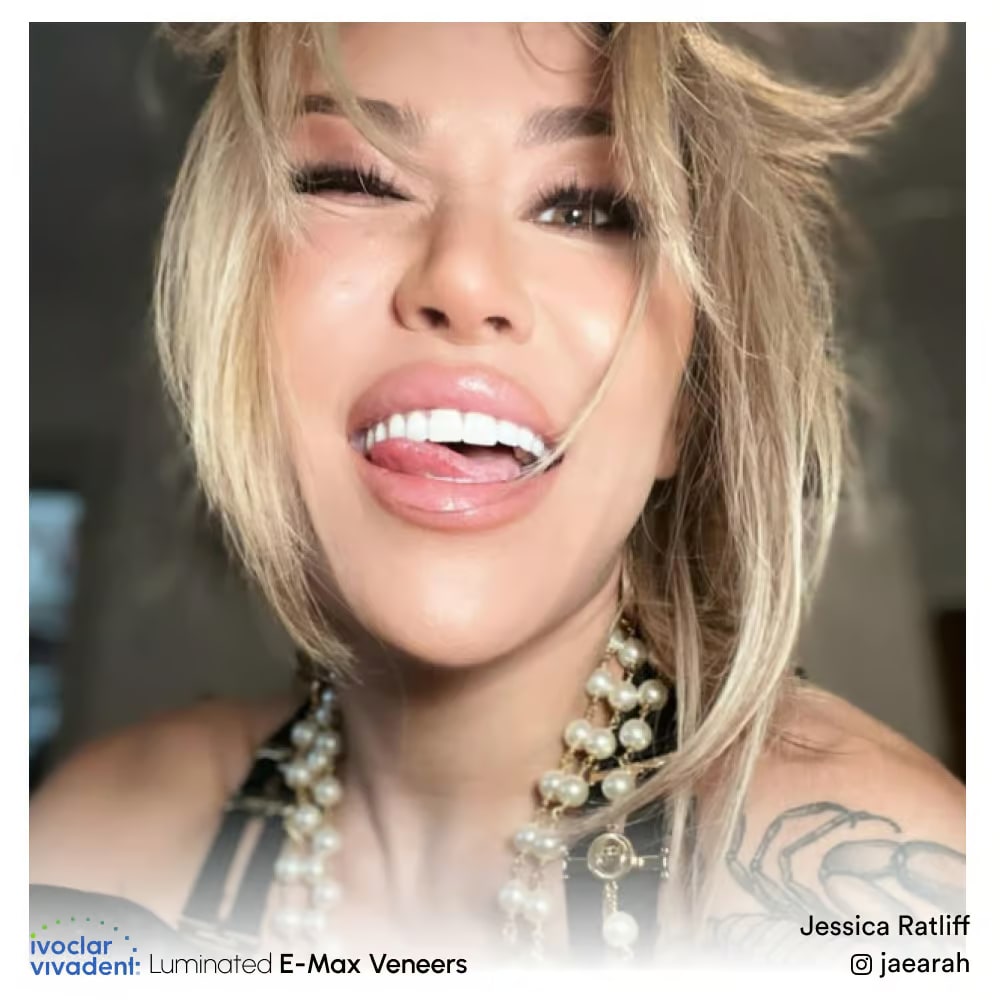 DentaFLY Dental Implant & Smile Studio interior