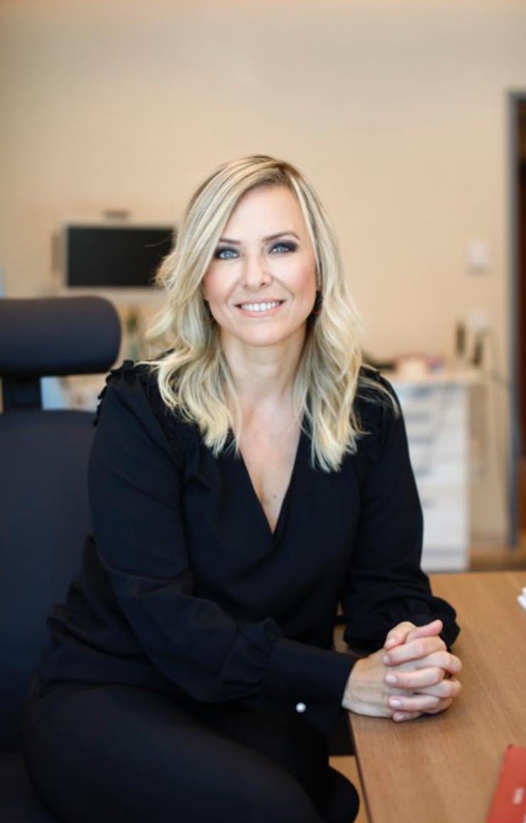 Prof. Dr. Esra Bayrı | Rhinoplasty | Revision Rhinoplasty | Rhinoplasty Istanbul gallery image 4