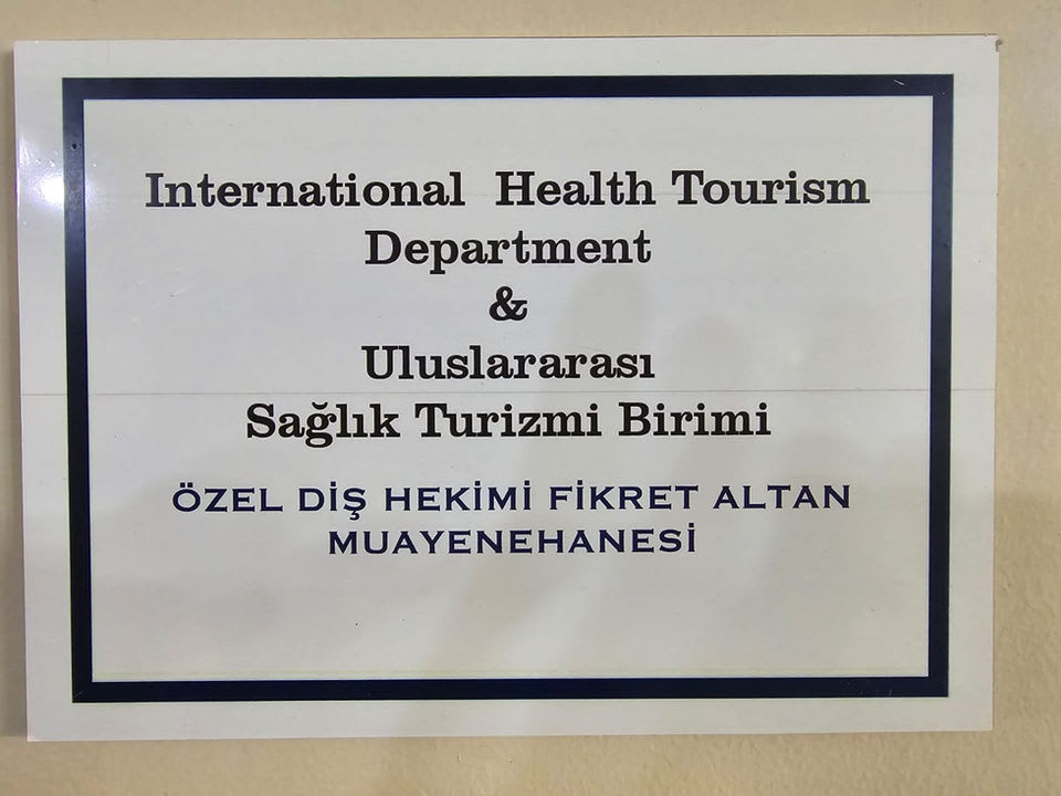 ALTAN KLİNİK | DİŞ HEKİMİ FİKRET ALTAN | İmplant, Zirkonyum, Gülüş Tasarımı, Diş Beyazlatma, Estetik Diş | Maslak İSTANBUL gallery image 5