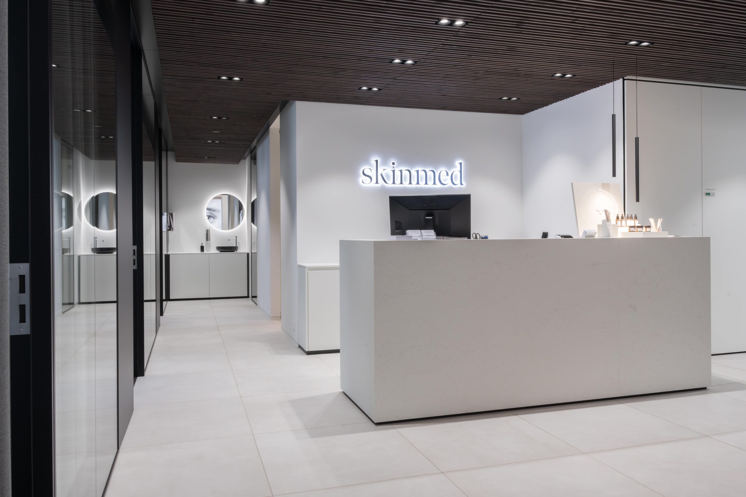 Skinmed Dermatologie Zürich und Praxis für Ästhetische Medizin interior
