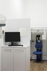 Dr. Dr. Henri Thuau Mund-Kiefer-Gesichtschirurgie gallery image 2