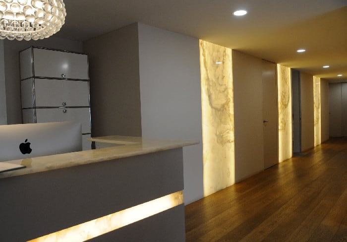 Dr. Roberto Antenna interior