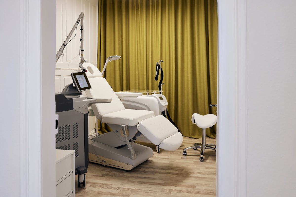 Neo Praxis - Laser Skin Aesthetics gallery image 1