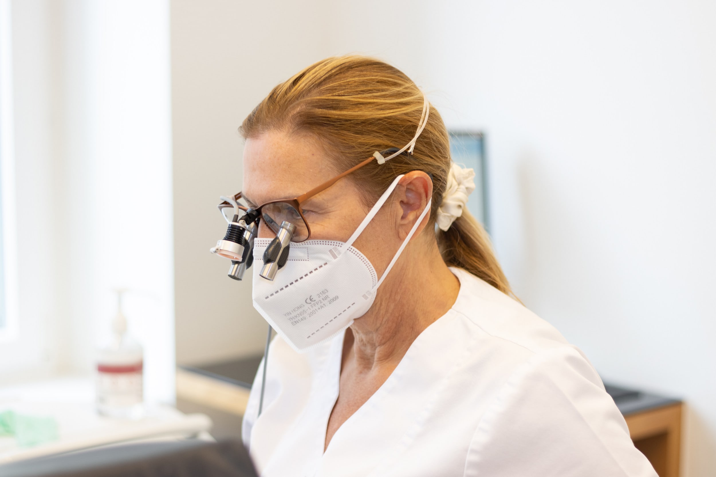 Zahnarztpraxis Dr. Barbara Lehmann | Zahnarzt Zürich HB | Fachzahnärztin in Parodontologie interior