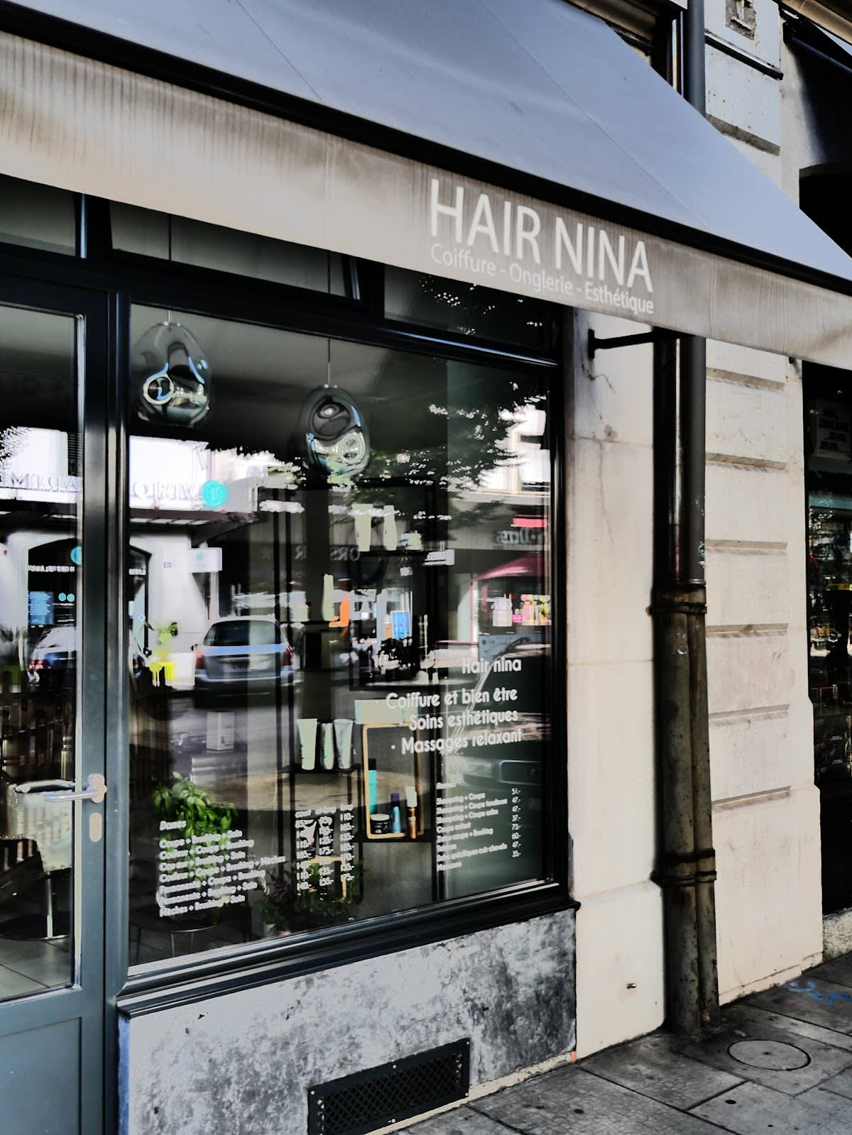 The Lash Room Geneva interior