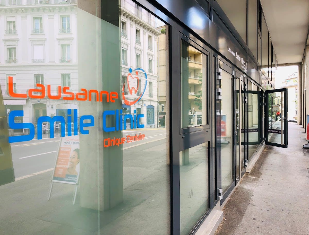 Lausanne Smile Clinic gallery image 3