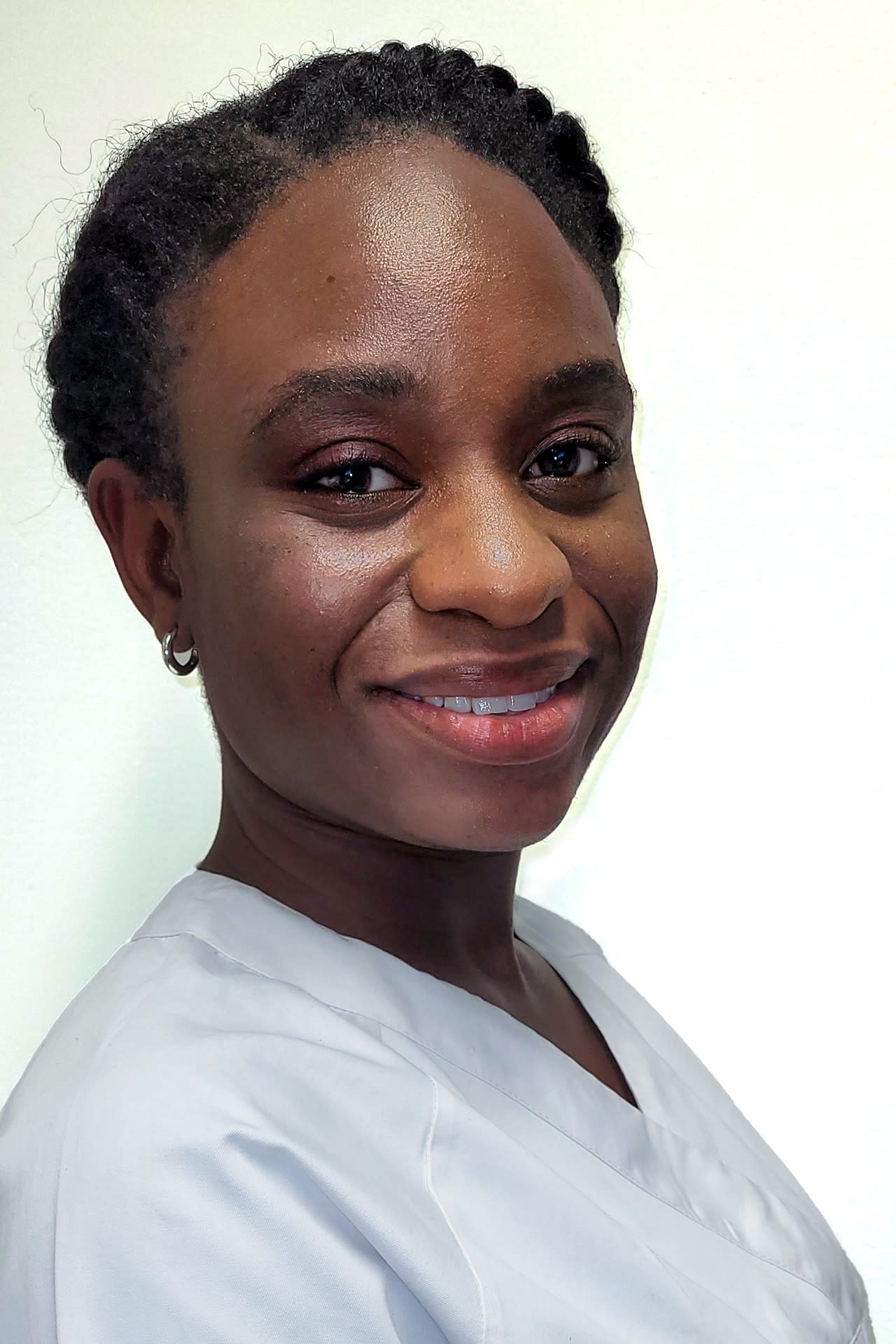 Dr. med. dent. Tomas Viktoria gallery image 7