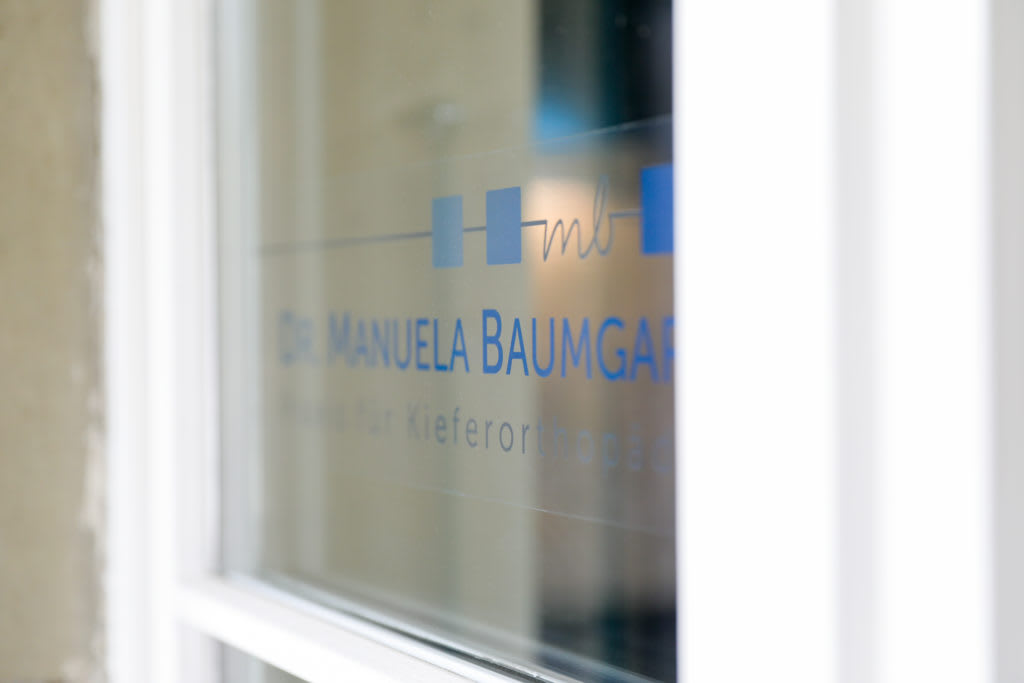 Dr. med. dent. Baumgart Manuela gallery image 3