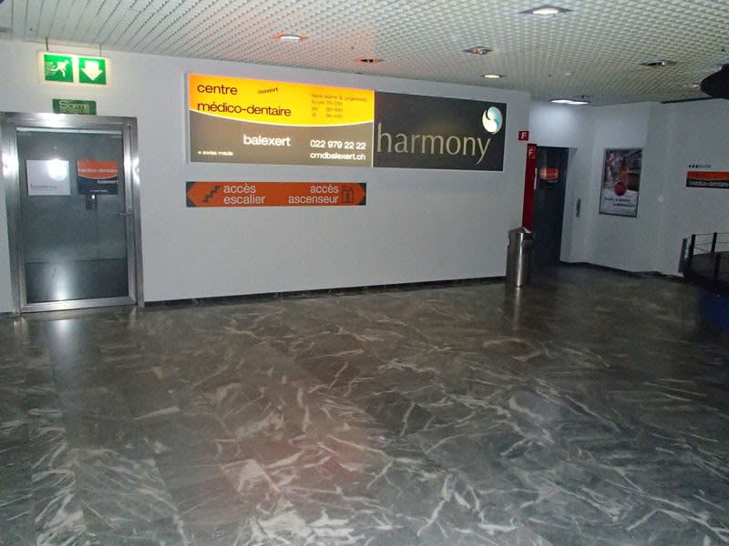 Medical-Dental Center Balexert Sàrl gallery image 8