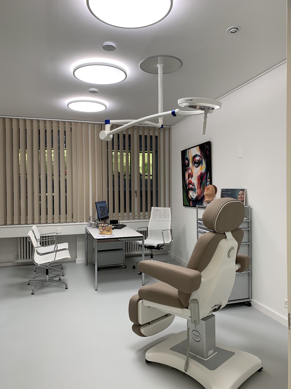 Dermaesthetik Hautärzte gallery image 9