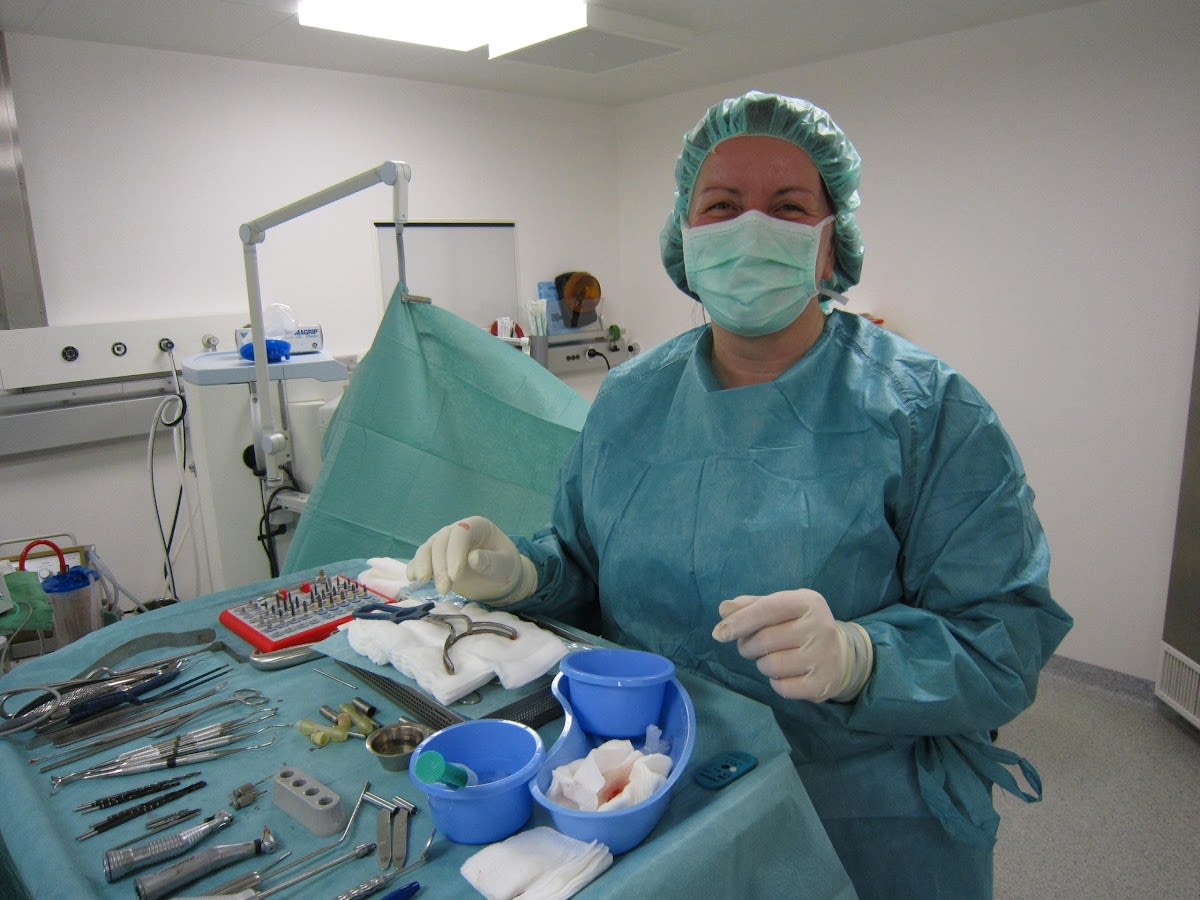 Bodensee Implantatzentrum Dr. Wolfgang Prinz MDSc Zahnarzt/ Implantologie gallery image 3