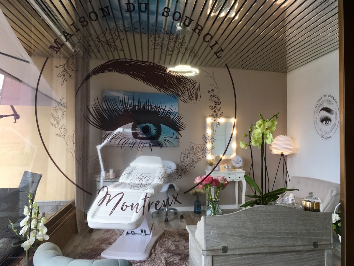 Maison du Sourcil gallery image 5