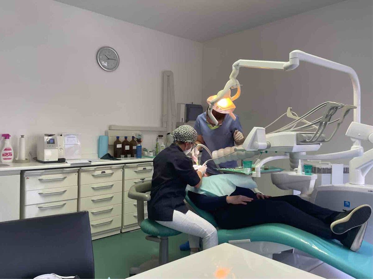 DENTAL CURE gallery image 4