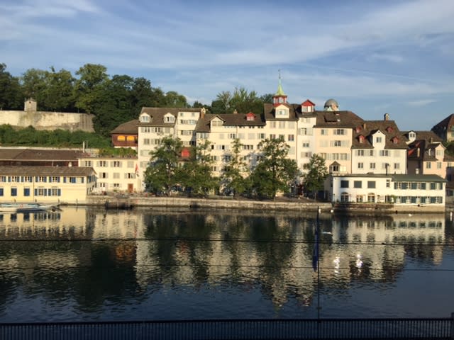 Dr. med. Claudia Blazek, HAUT IM ZENTRUM gallery image 10