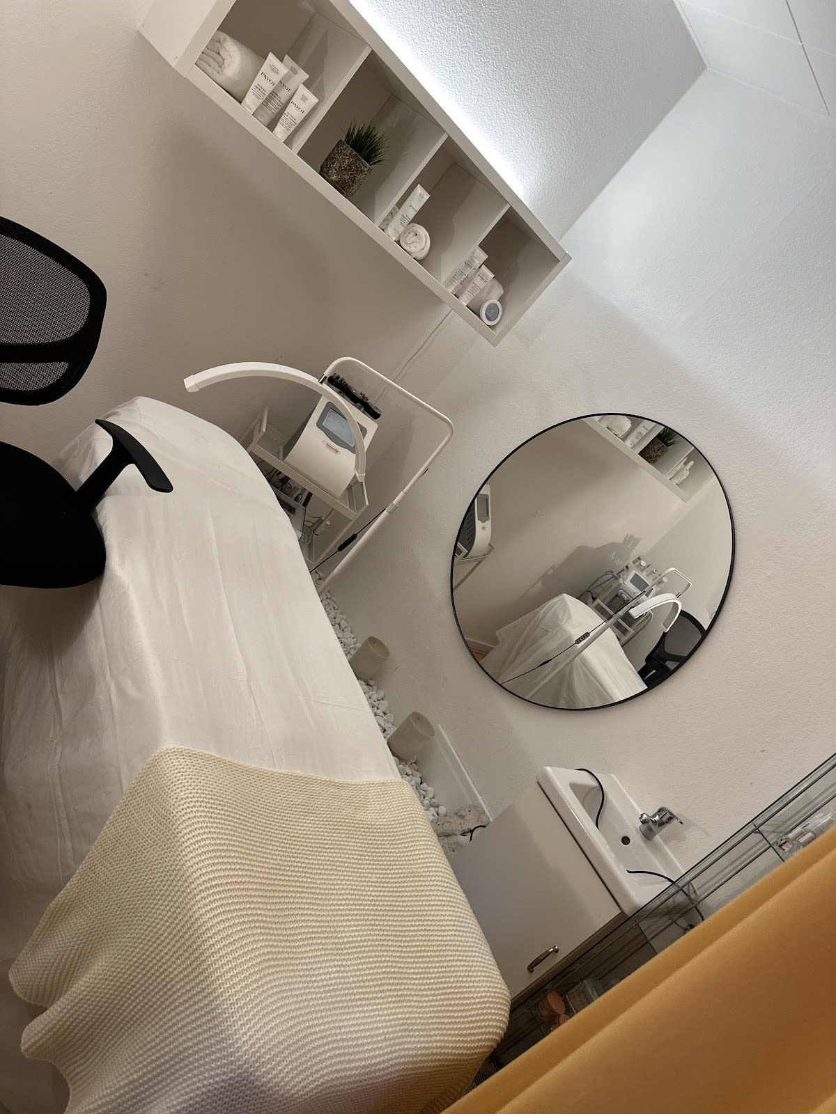 Libre institut by Karine Carvalho gallery image 8