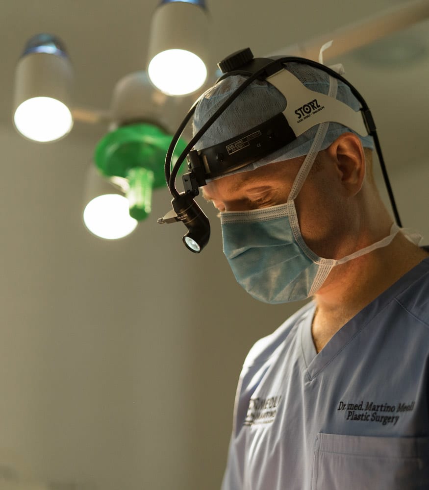 Dr. med. Martino Meoli | Specialista FMH in chirurgia plastica, ricostruttiva ed estetica gallery image 1