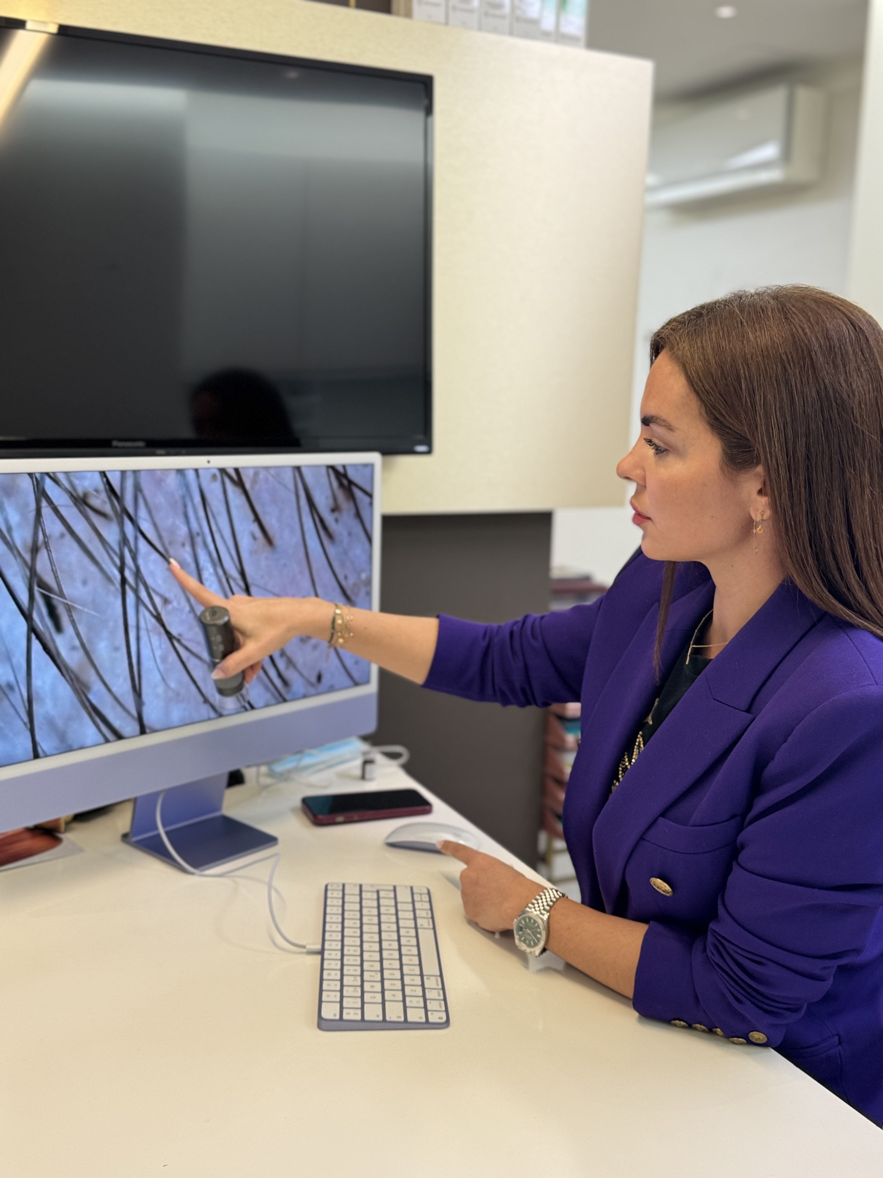 Clinique Hairsss gallery image 8