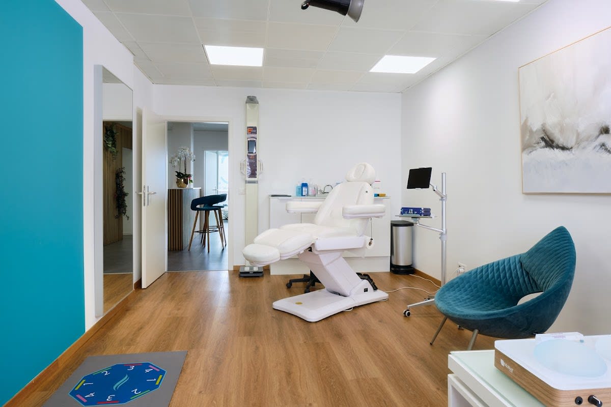 Leman Aesthetic Clinic gallery image 7