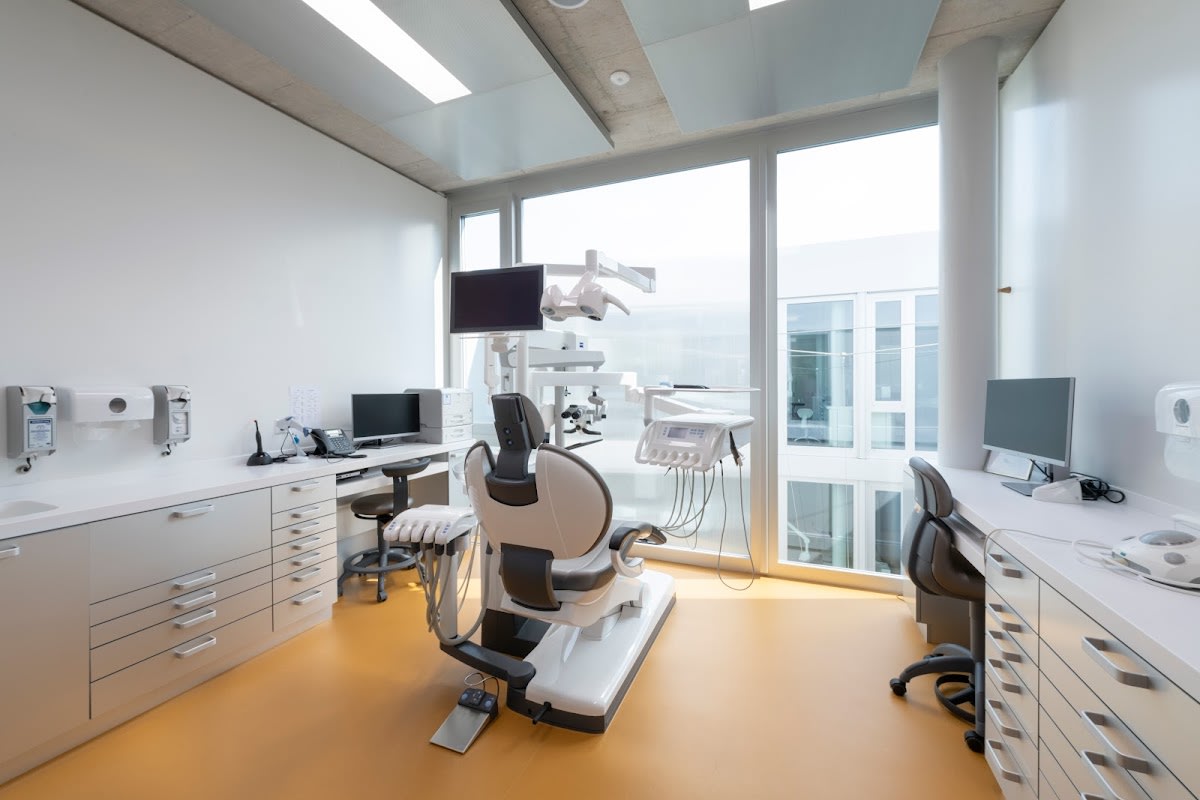 UZB | Universitäres Zentrum für Zahnmedizin Basel gallery image 5