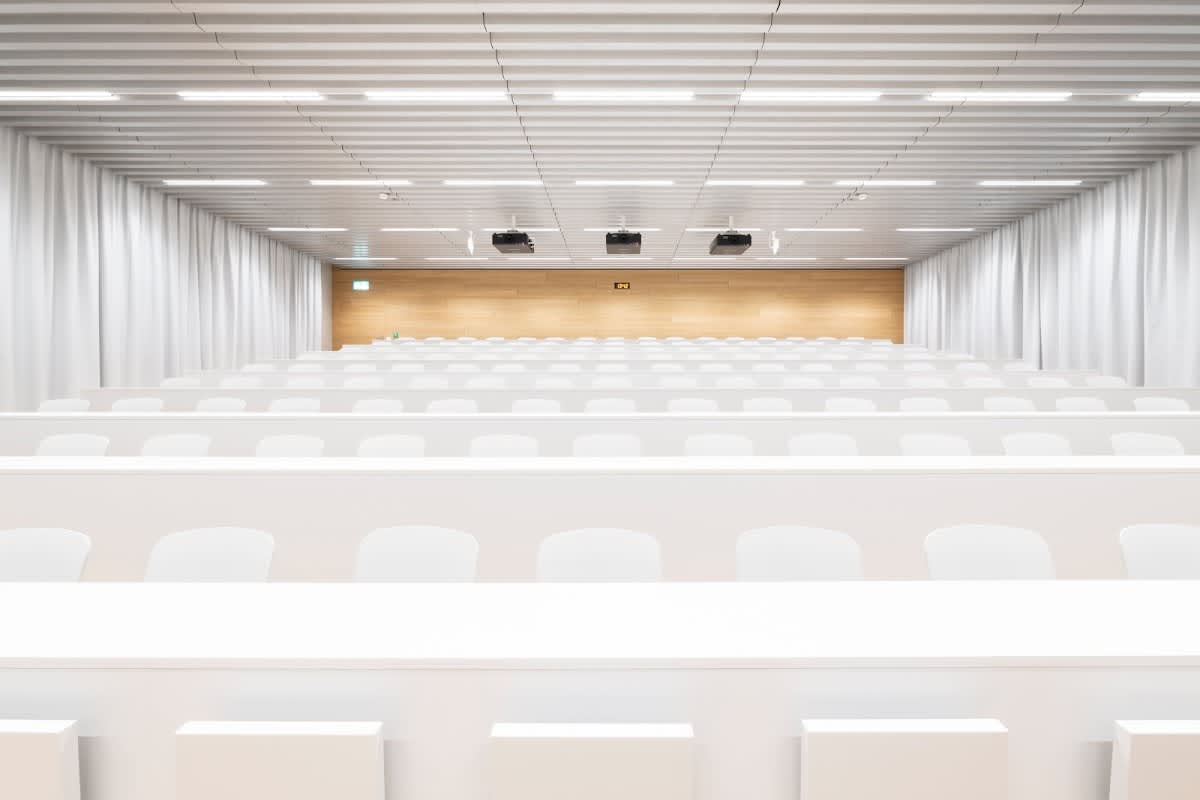 UZB | Universitäres Zentrum für Zahnmedizin Basel gallery image 6