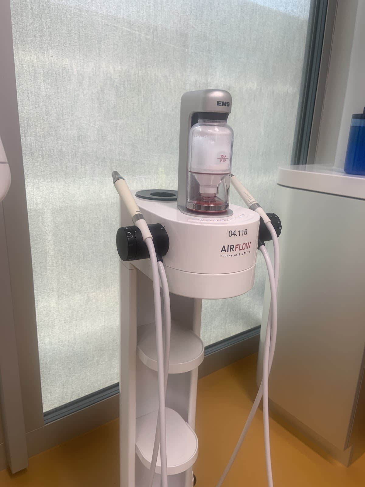 UZB | Universitäres Zentrum für Zahnmedizin Basel gallery image 10