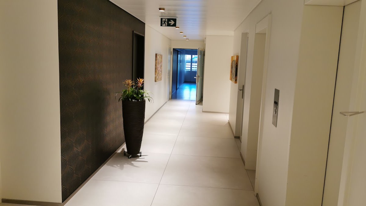 Dr. Christian Depner Plastische und Ästhetische Chirurgie gallery image 8