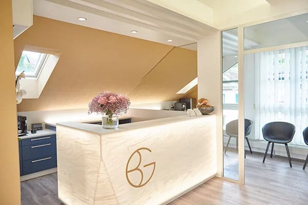 Zahnarzt Ebmatingen | Dres. Brietze & Gabriel MSc. mult. gallery image 3