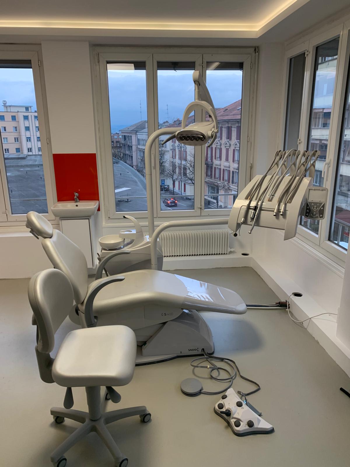 Centre Dentaire TIVOLI gallery image 6