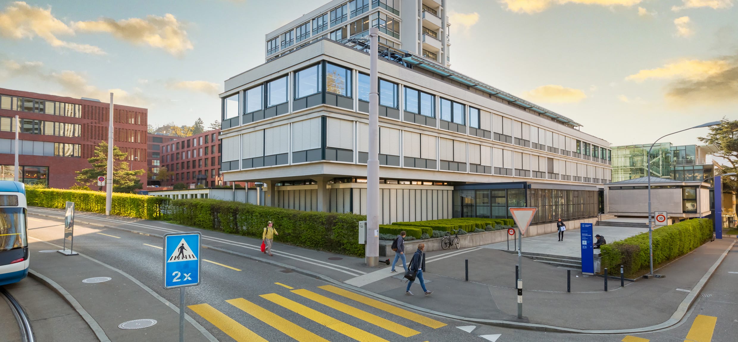 Zahn-Medizin Zürich gallery image 1