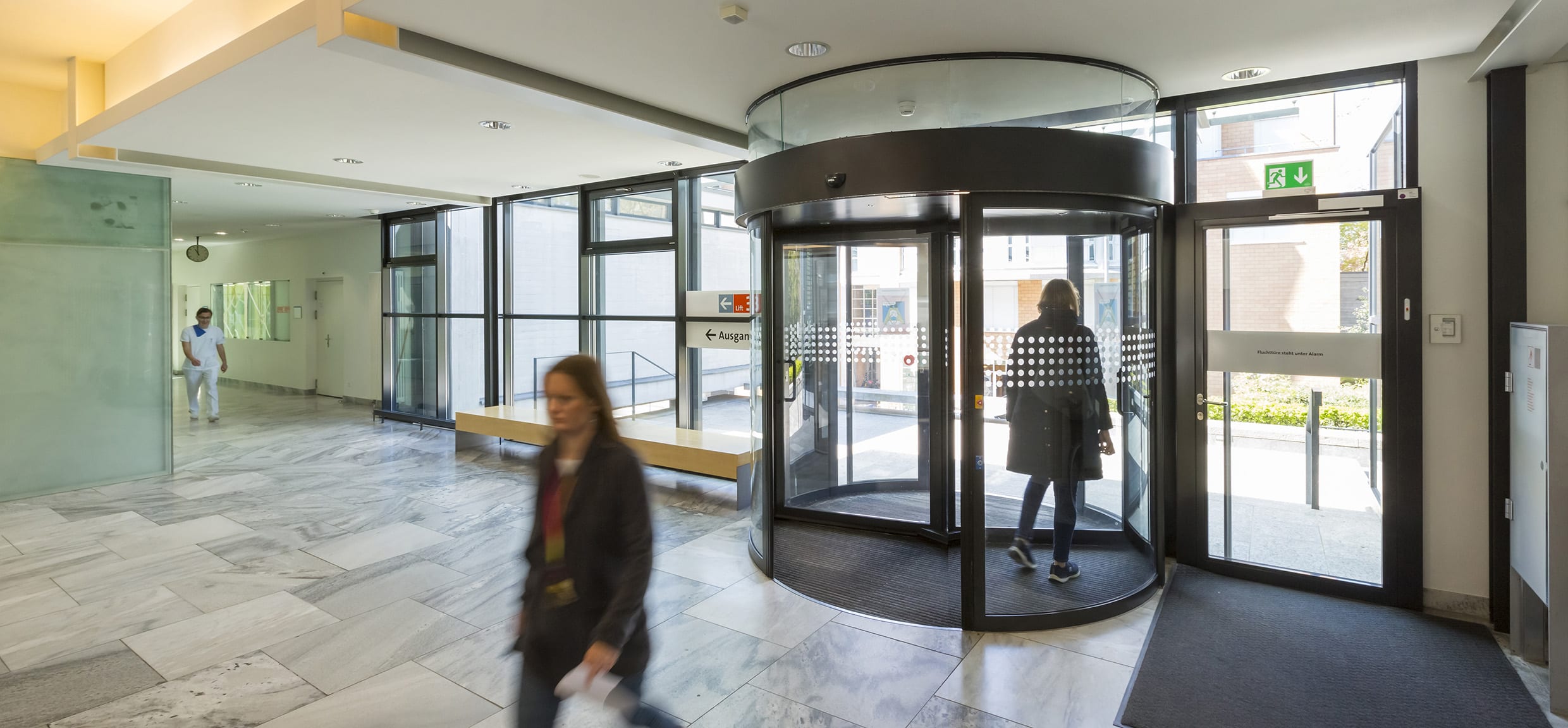 Zahn-Medizin Zürich gallery image 4