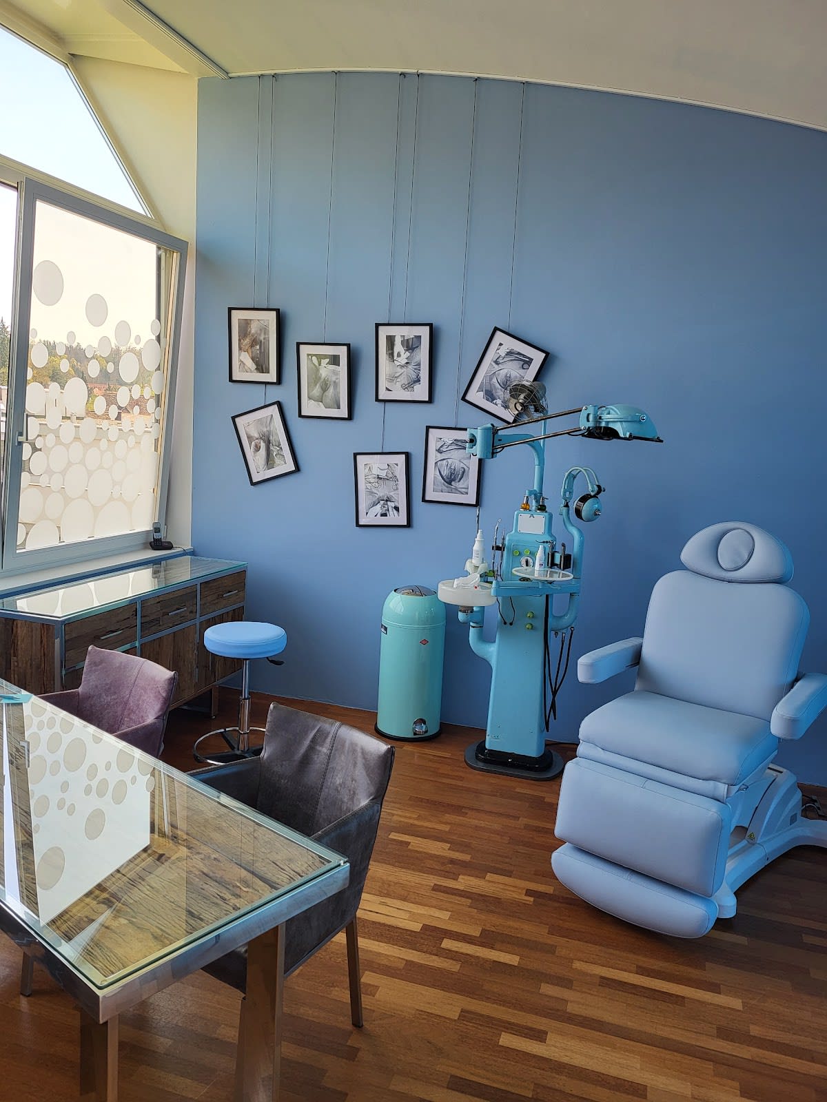 Praxis für Aesthetische Chirurgie Dr. Mark Wolter gallery image 5