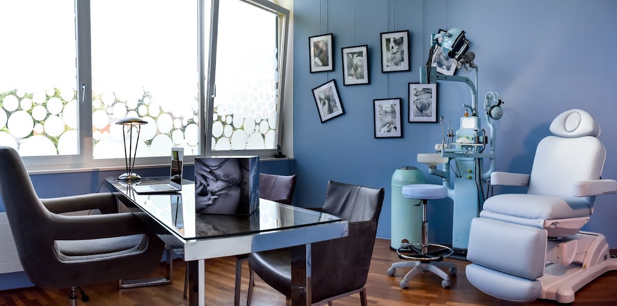 Praxis für Aesthetische Chirurgie Dr. Mark Wolter gallery image 6