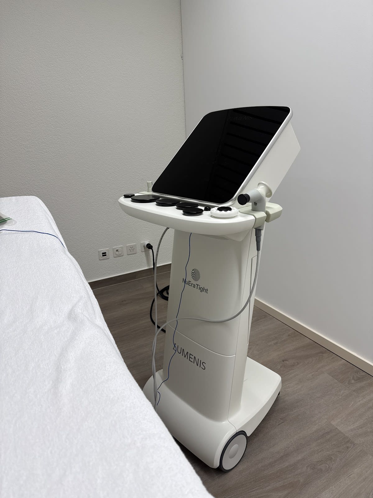 Royal Beauty Zug gallery image 1