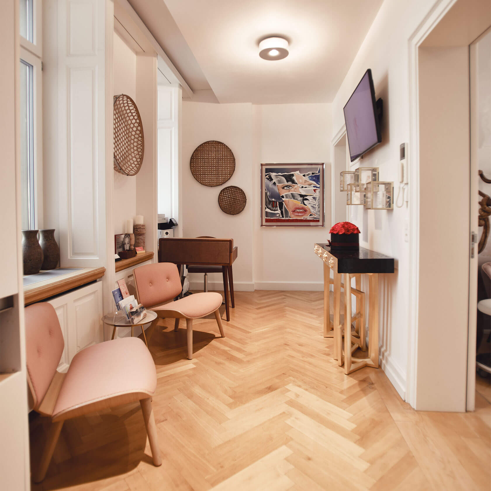 Topal Aesthetics - Dr.med.D.Topal | Ästhetische Medizin & Faltenbehandlungen & Laserbehandlungen gallery image 9