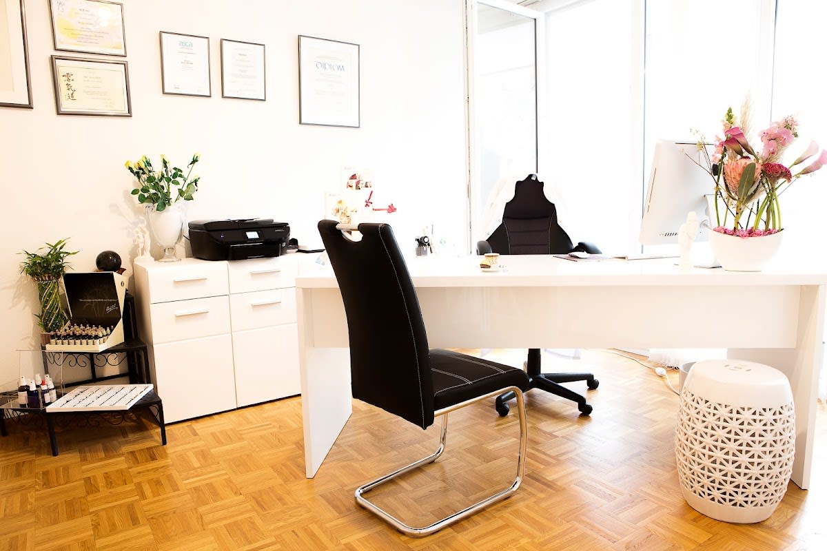 Swiss Anti-Aging gallery image 6