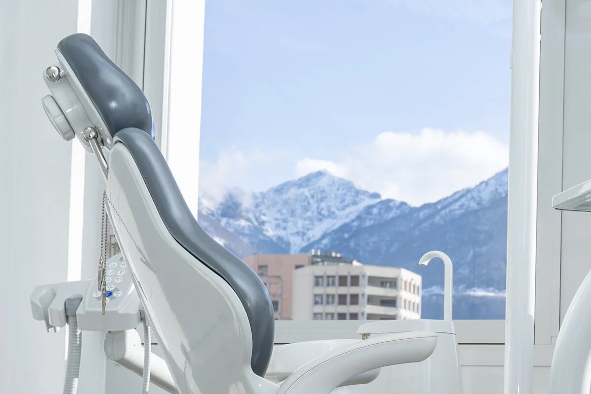 Studio Dentistico Bettoni Franscini gallery image 2