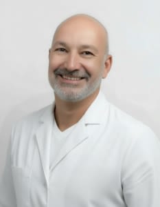 Dr Navid Alizadeh / Care Geneva Aesthetics gallery image 4