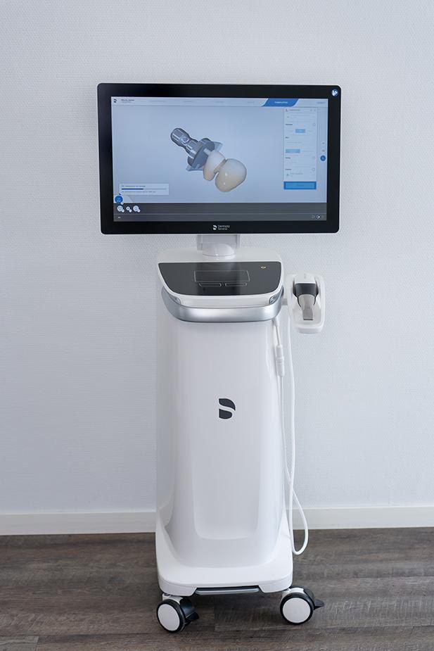 White - Montreux Sàrl gallery image 9