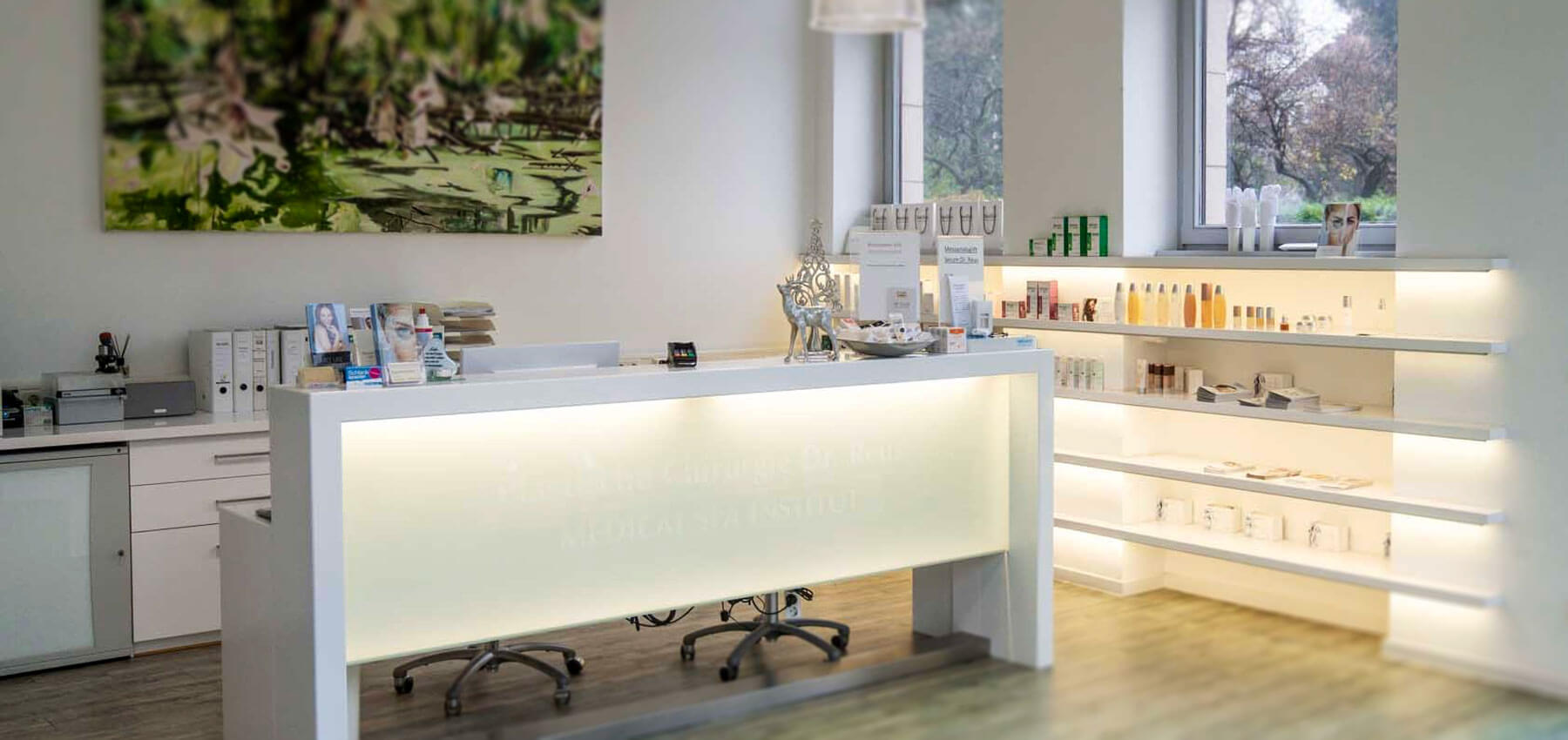 DR. REUS PLASTISCHE CHIRURGIE gallery image 5