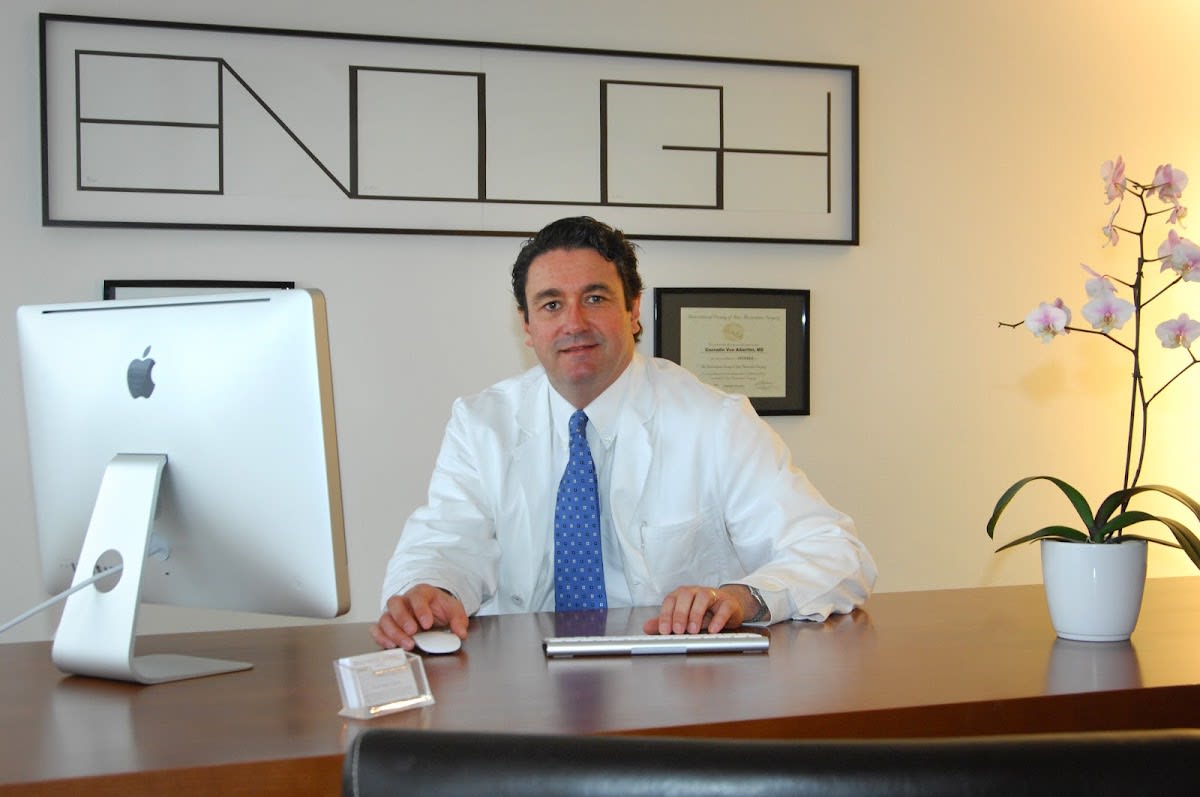 Dr. von Albertini - Ihr Spezialist für Haartransplantation - SwissHairDoctor.ch gallery image 1