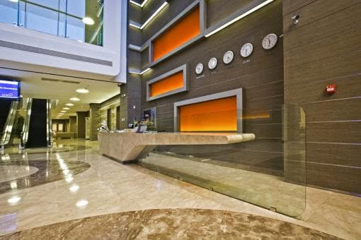 MedicalTravel GmbH Zahnkorrektur Zahnklinik SchönheitsOP Haartransplantation Türkei Istanbul gallery image 4