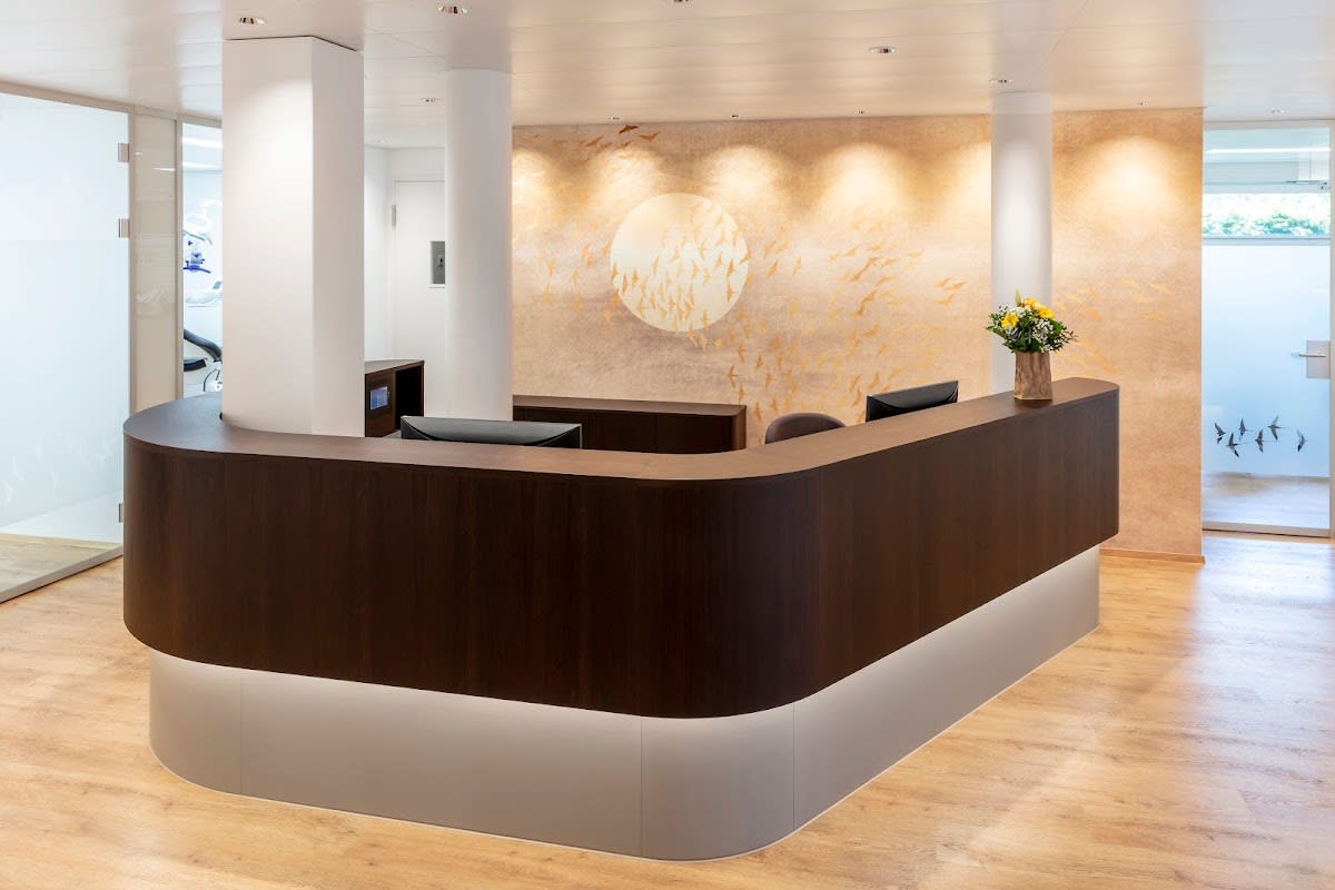 Zahnarztpraxis Siegrist Guldener gallery image 2