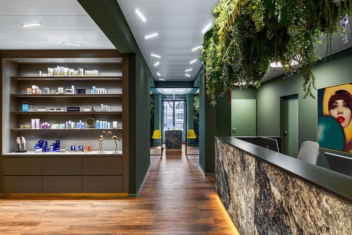 Dermanence Stadelhofen | Praxis für Dermatologie & Plastische Chirurgie gallery image 3