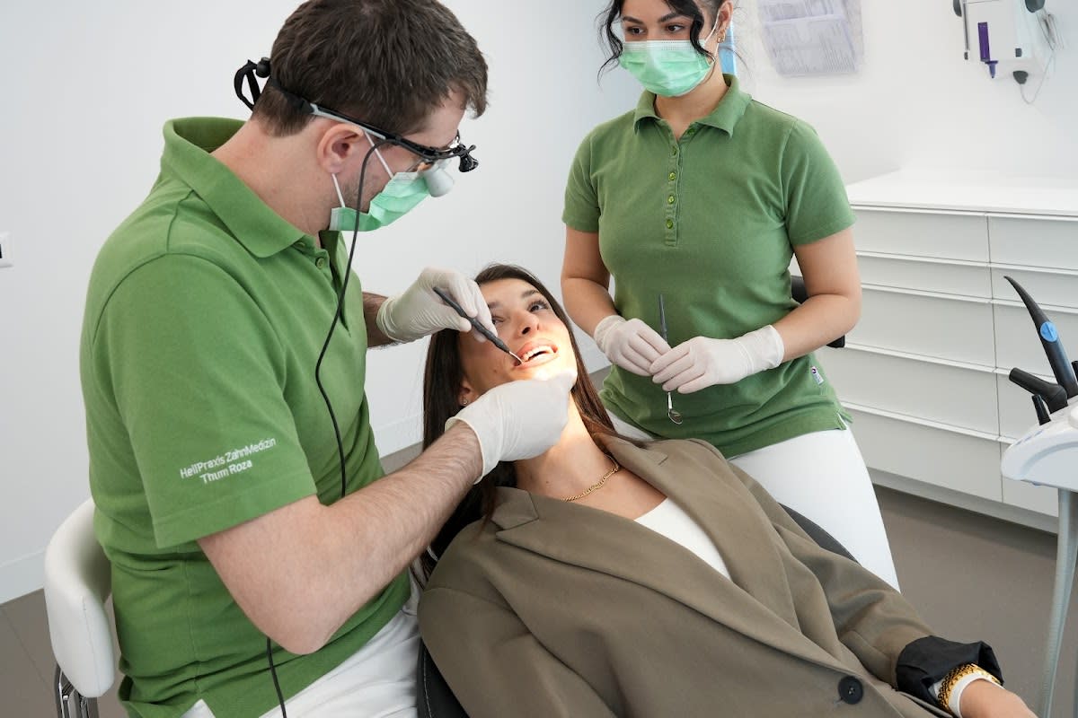 Dr. Gabor Roza gallery image 4