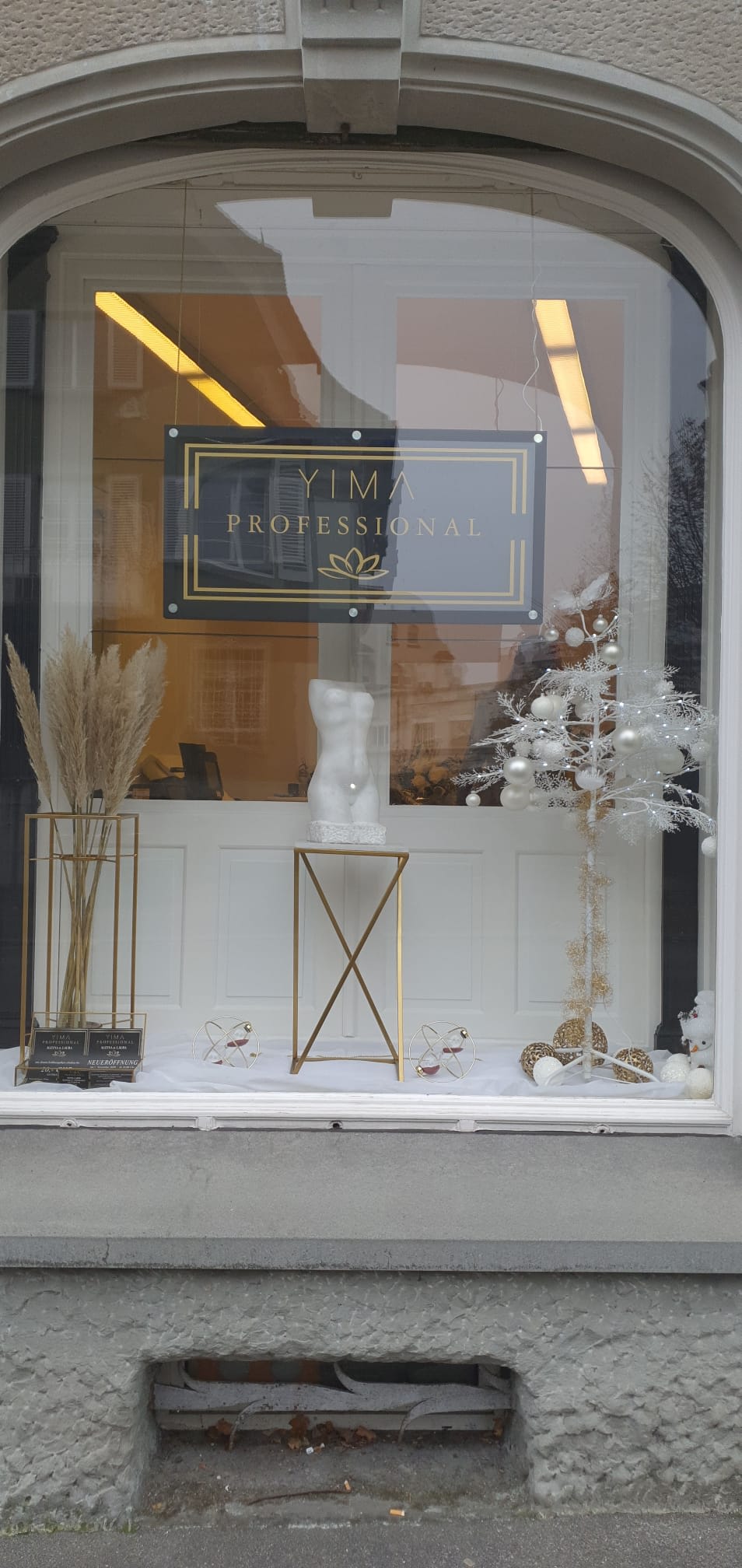 Yima Professional interior