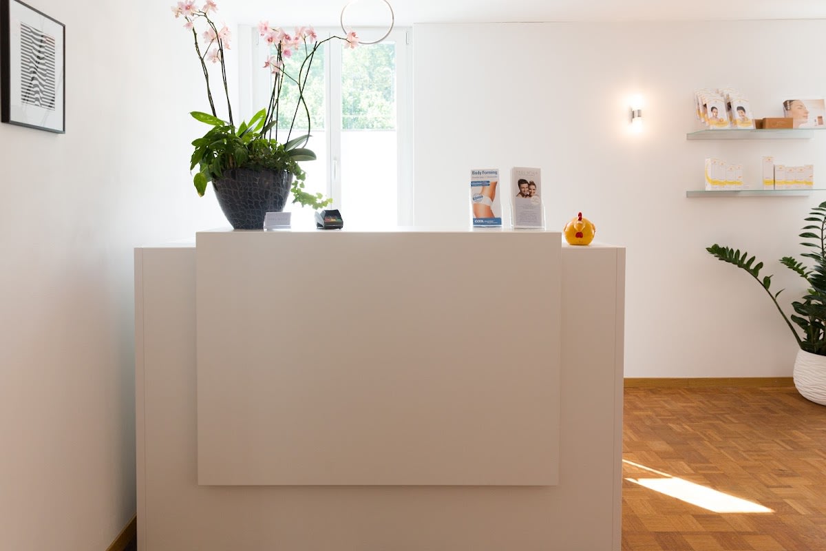 Feel N-ice Institut für medizinische Kosmetik, Fusspflege und Massage gallery image 4