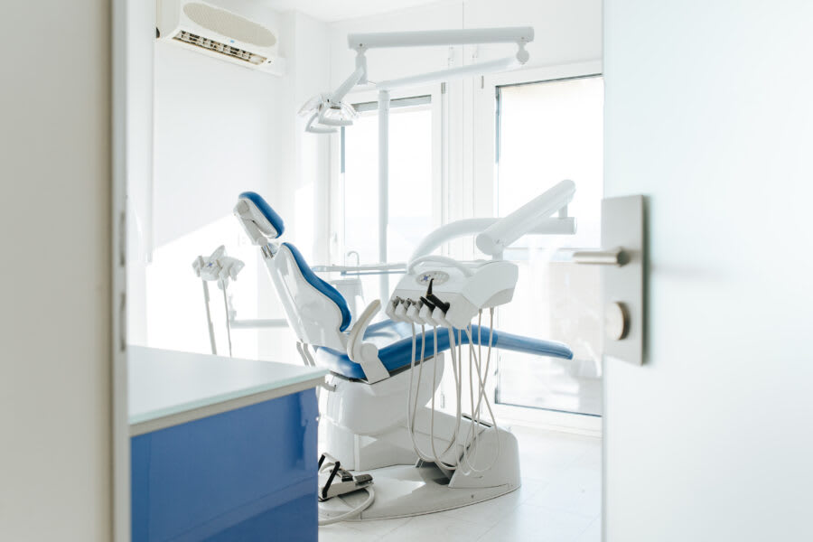 Dr.med.dent. Stefano Dürler gallery image 2