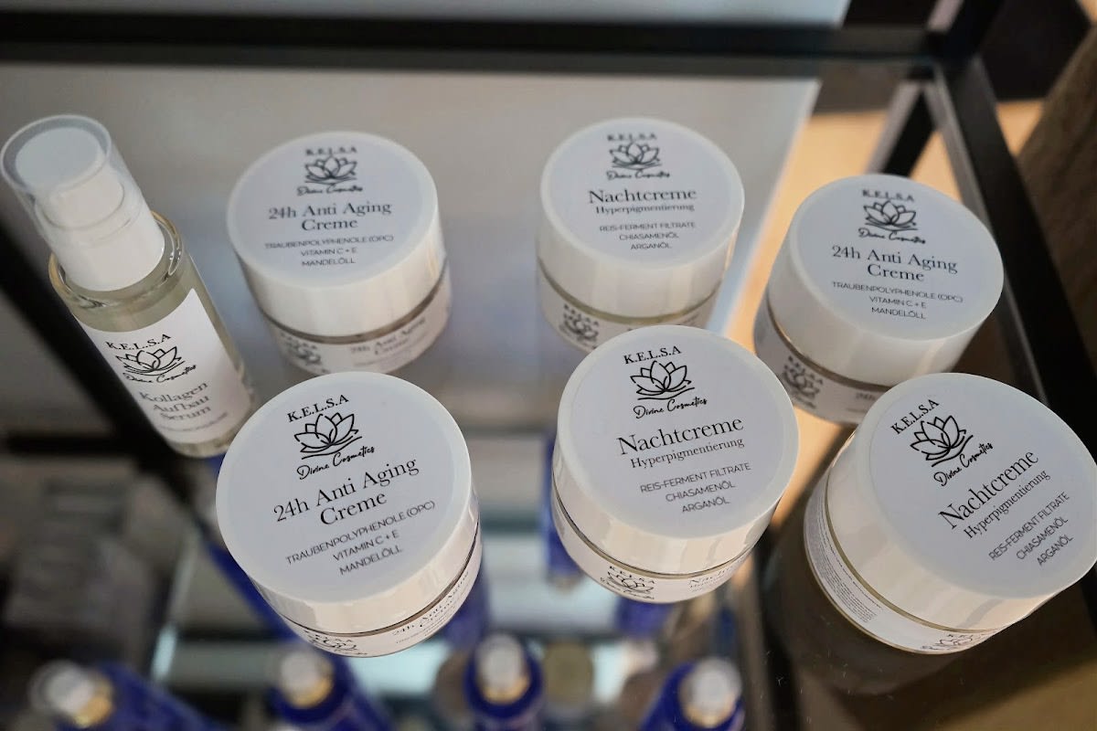 Mary's Cosmetics & Beauty Lounge gallery image 7