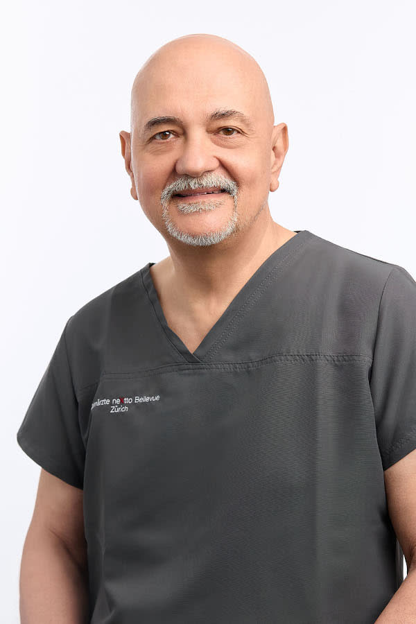 Dentists neXt to Bellevue gallery image 4