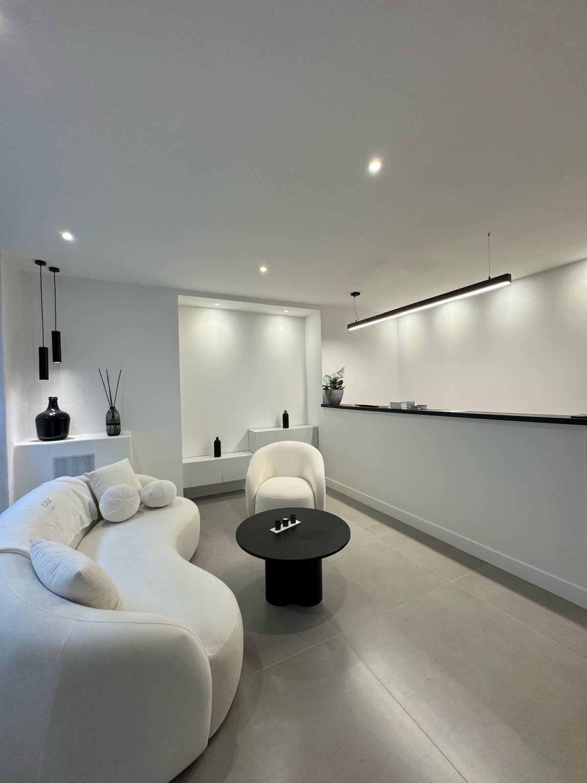 Aura Clinic gallery image 2